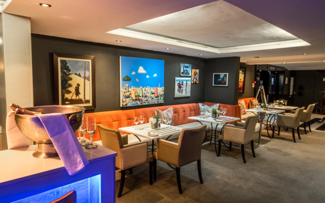 Bantry Bay Suite Hotel