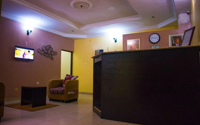 Esporta Suites - Agindingbi