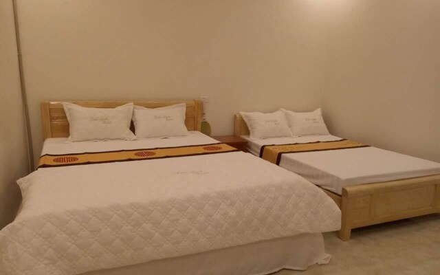 Anh Duc Hotel