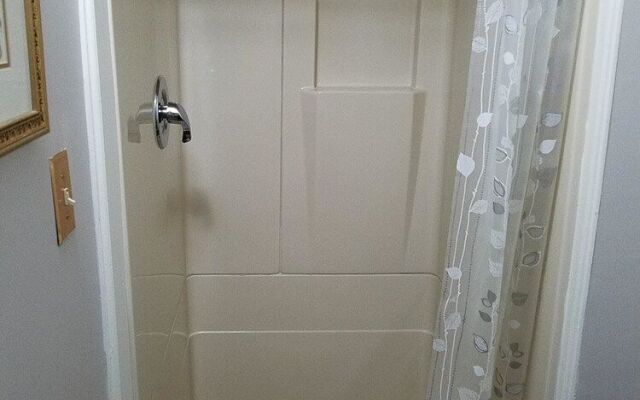 Lilly Pad Boerners Guest house