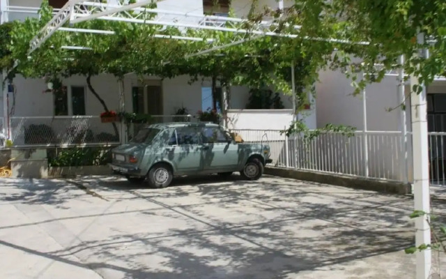 Zdravko - 150 m From Sandy Beach - A3