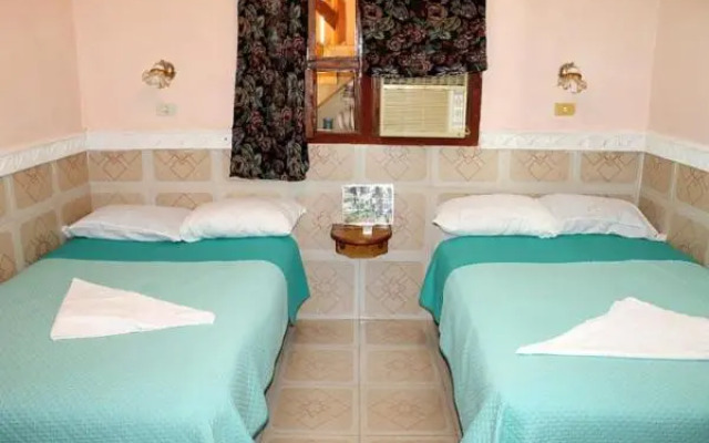 San Jose Street Rooms