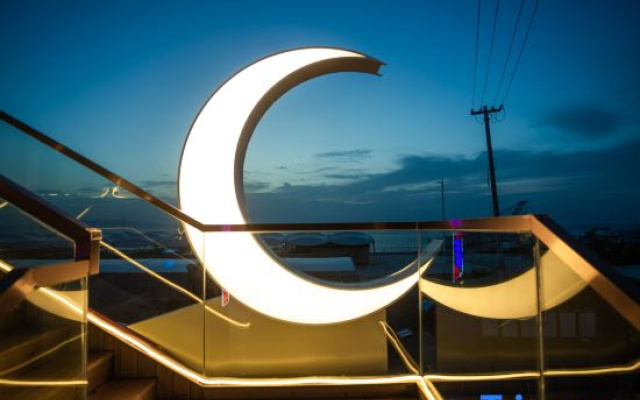 Qingdao Lingshan Island Haishang Starting Hotel