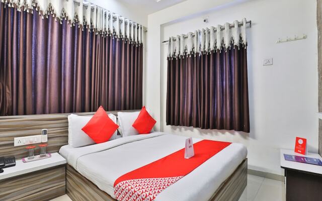 OYO 2656 Hotel Sunstar