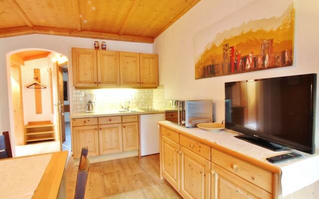 Lovely Apartment in Mühlbach With Balcony