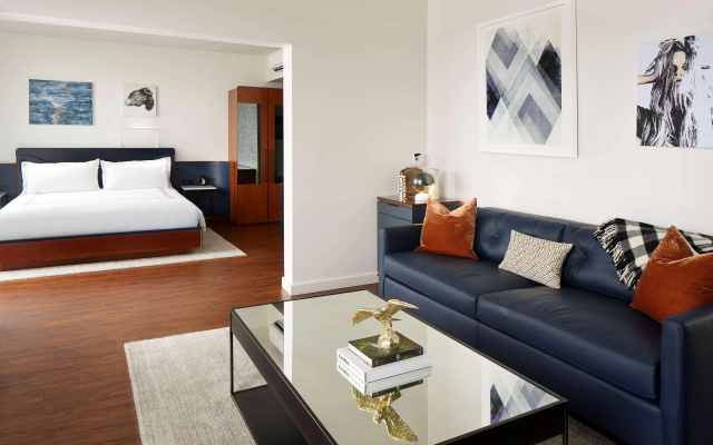 Thompson Seattle, by Hyatt