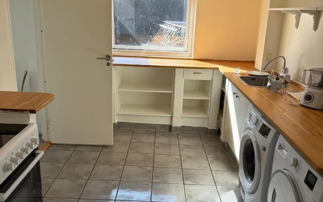 Room In Guest Room - North Beach Inn House