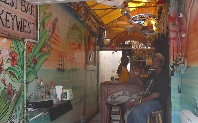 Smallest Bar Inn