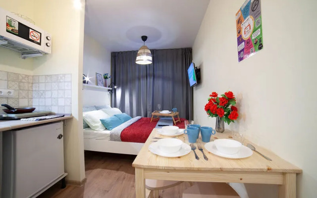 Диван и Чемодан на ул. Сибиряков-Гвардейцев, 15/1