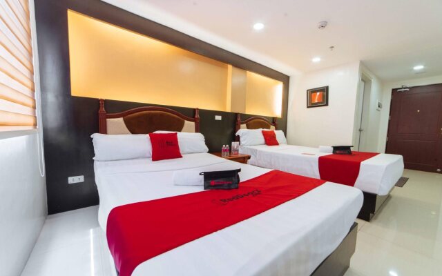 RedDoorz Premium near Trinoma Mall