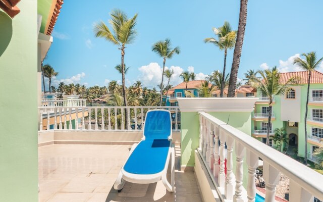Modern Penthouse Near The Beach Long Term Deal