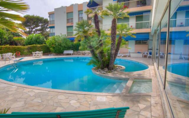 Eden Park 3 pièces 4 étoiles 100m des Plages Piscines SPA Parking
