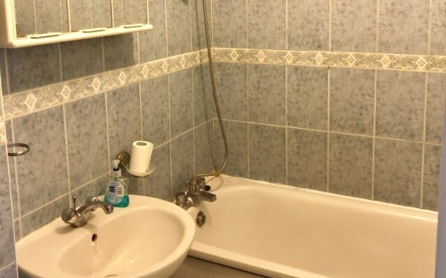 Central 2 Bed Apt Next To Victoria Station