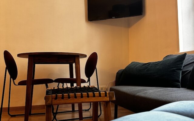 Mrtn Apartments & Suites