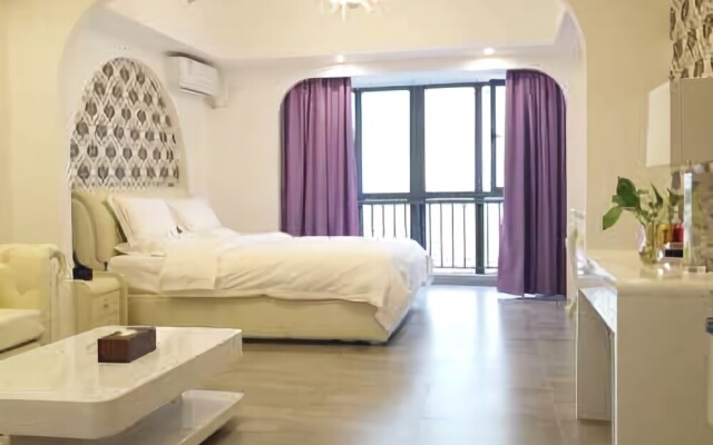 Youth Sunshine Hotel