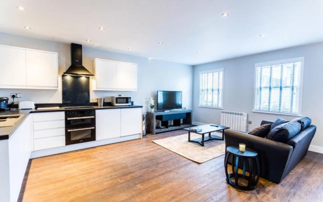 Suite Life Serviced Apartments