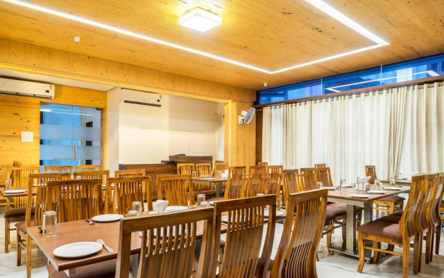 Treebo Trend Hotel Shiva's