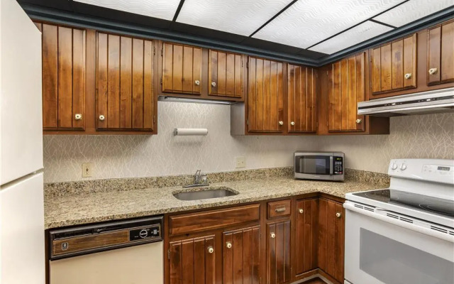 Best Western PLUS Morristown Inn-Florham Park