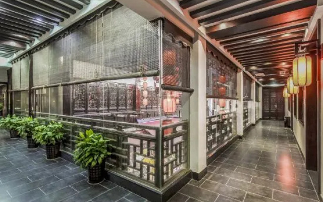 Shangsu Yuehulou Inn (Yueyang Building Scenic Area)