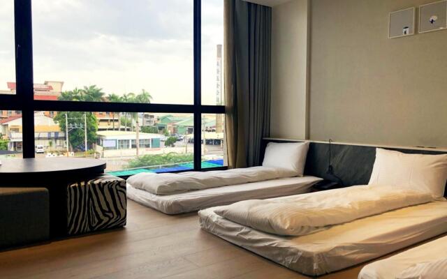 Hsin Hotel