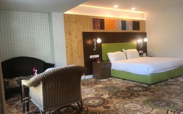 Country Inn & Suites by Radisson, Sonamarg