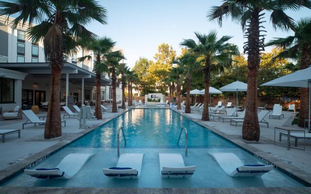 Hotel Indigo Mount Pleasant by IHG
