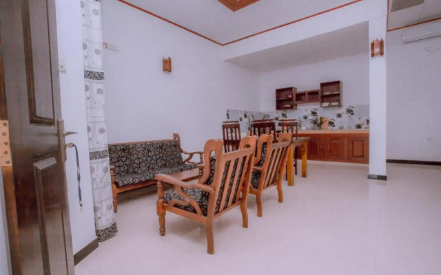 New Surf Paradise Bungalow