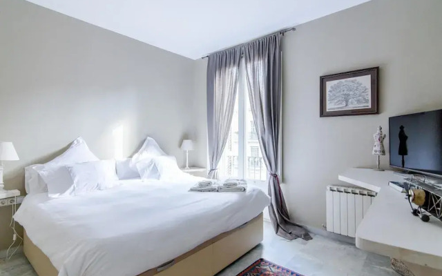 Apartamento de Lujo de Tres Habitaciones