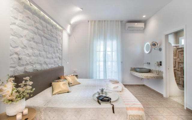 Spiros Hotel