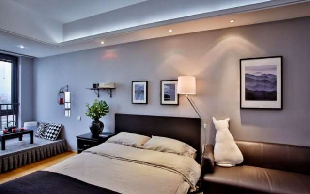 Royal Garden Apartment