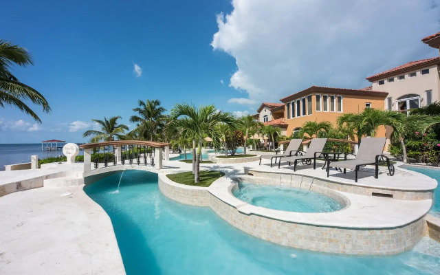 Belizean Cove Estates