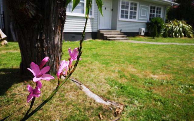 Cheerful 4 Bedroom Holiday Home (Sleeps 7)