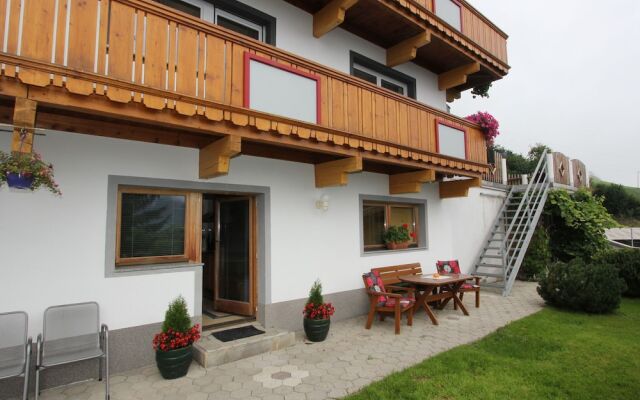 Luxurious Apartment in Hippach Near Ski Area