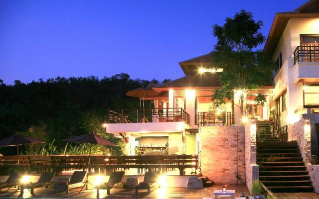 Phunacome Resort