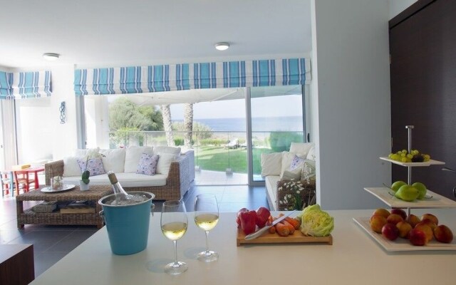 Trident Beach Front Suite