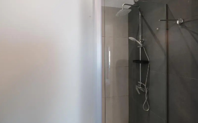 Paradise Hotel Apartments