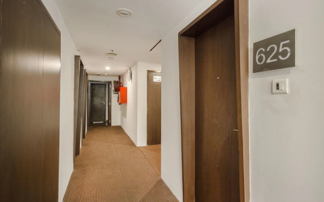 OYO 9960 Kubeera Palace