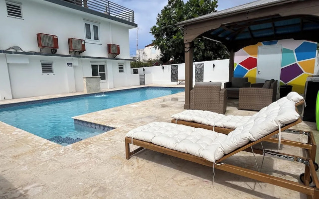 Sea Breeze Tunnel Hideaway 3