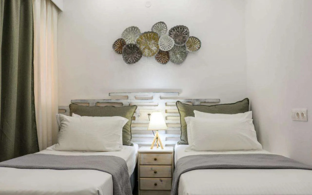 Aura Skiathos
