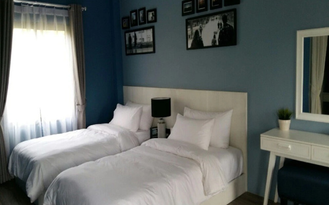 I-Destiny Gallery Resort