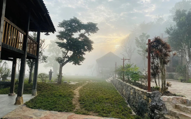 Khuoi Han Ecolodge Cao Bang
