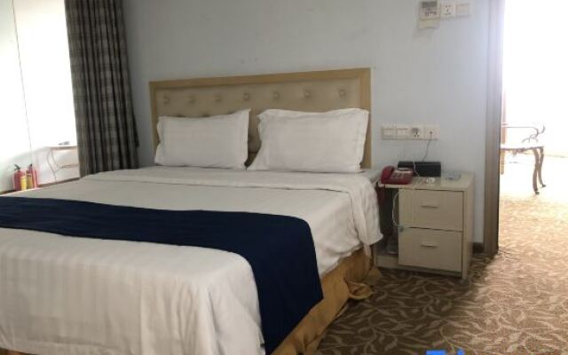 Xiaolan Yinhe Business Hotel