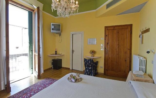 Hotel Maestoso