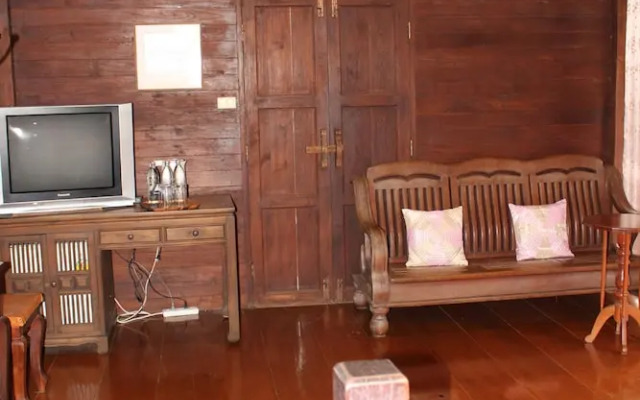 Baan Singkham Resort