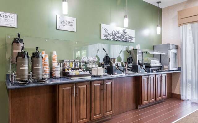 Sleep Inn & Suites Smithfield near I-95