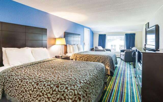 Days Inn by Wyndham Lincoln