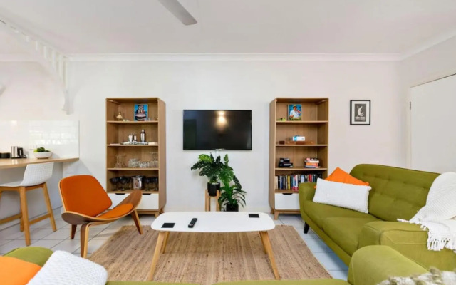 Tiki Dreams - With A Large Breezy Balcony