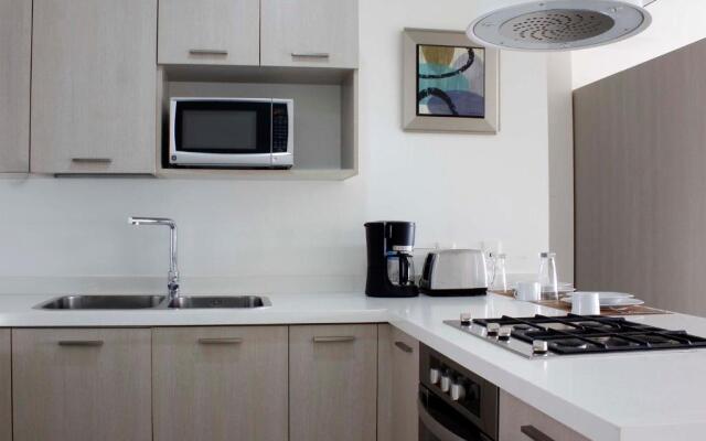 Premier Apartment Downtown 4 Guests 1202
