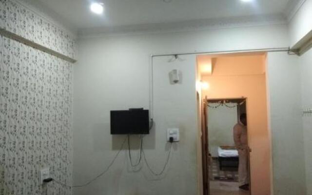 Hotel Karnataka Deluxe