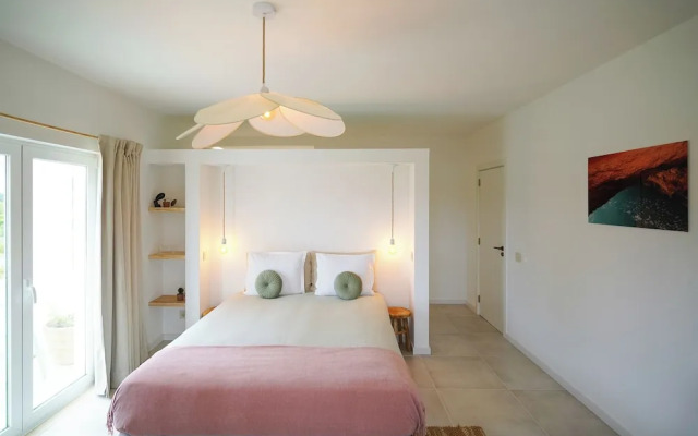 Birds of Paradise - Boutique surf lodge